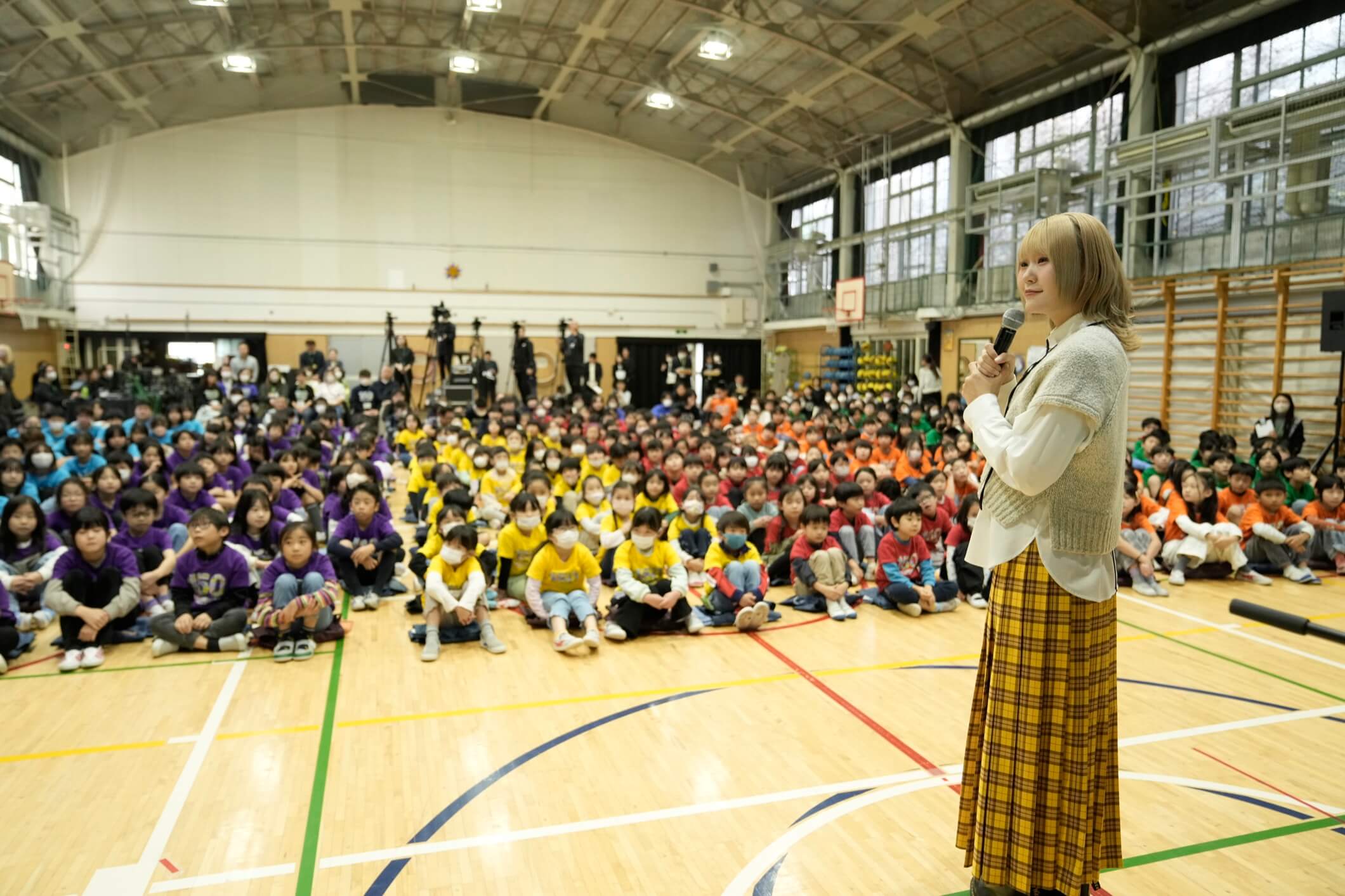 ハラミちゃんが話をする様子